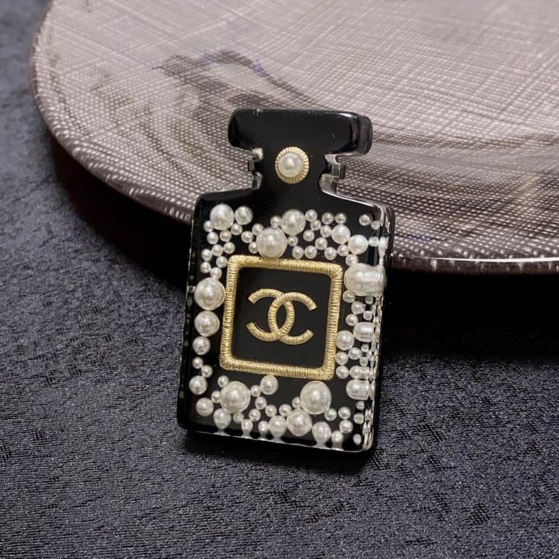 Chanel Brooch 1lyx43 (7)
